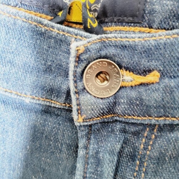 Lucky Brand Charlie Straight Jeans - Picture 5 of 9